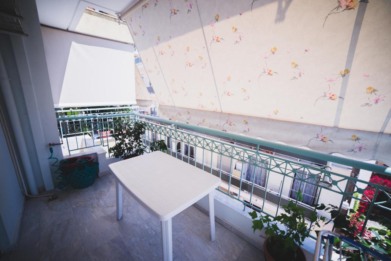 Apartment On Nikaias 5C พาทรา ภายนอก รูปภาพ