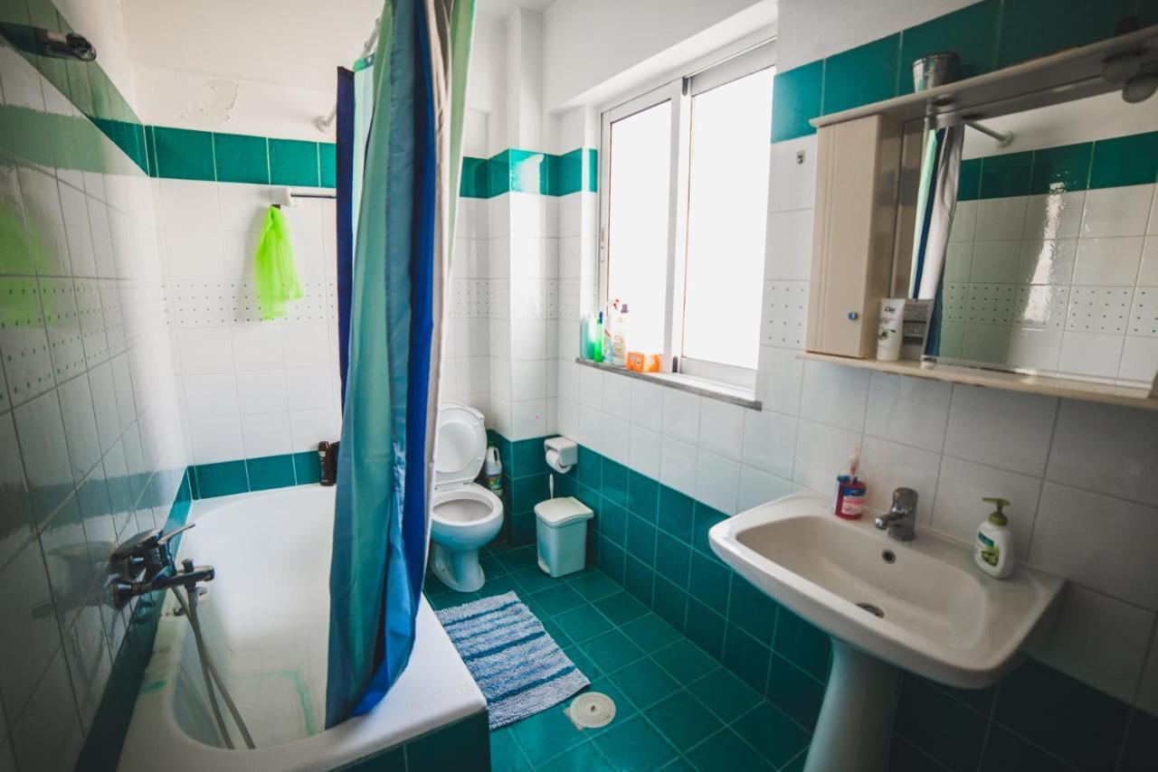 Apartment On Nikaias 5C พาทรา ภายนอก รูปภาพ