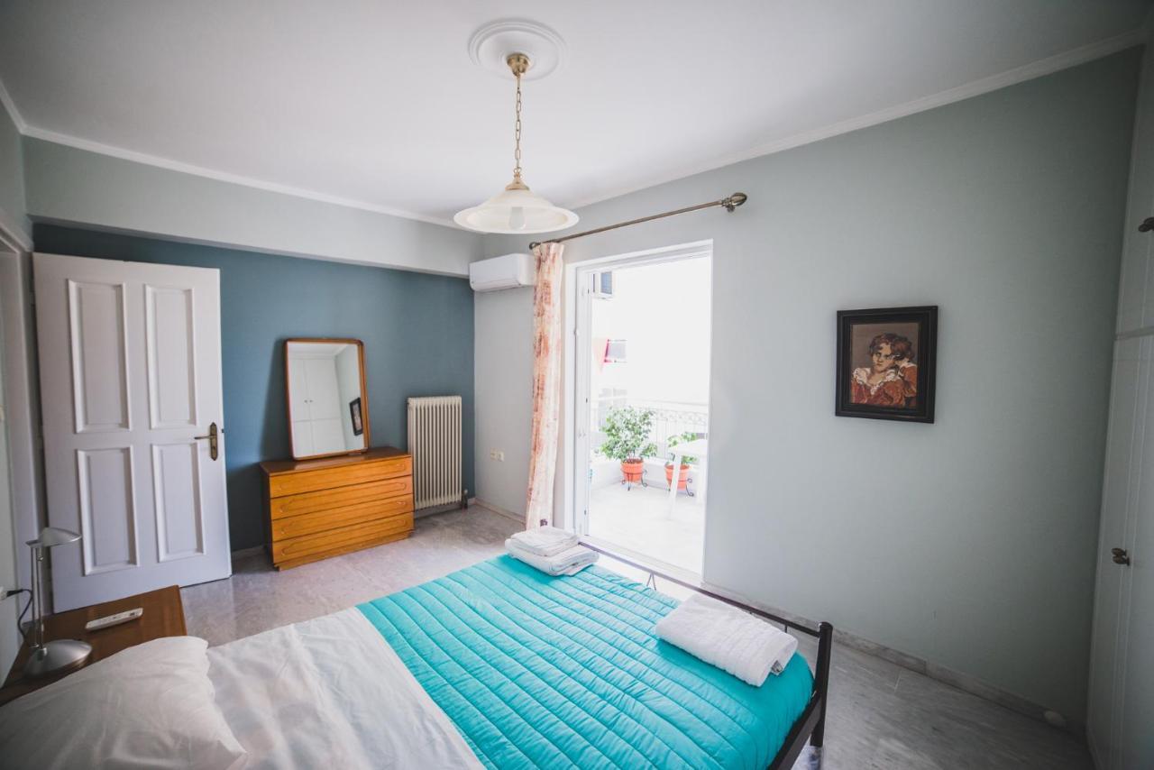 Apartment On Nikaias 5C พาทรา ภายนอก รูปภาพ
