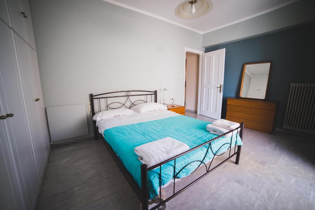 Apartment On Nikaias 5C พาทรา ภายนอก รูปภาพ